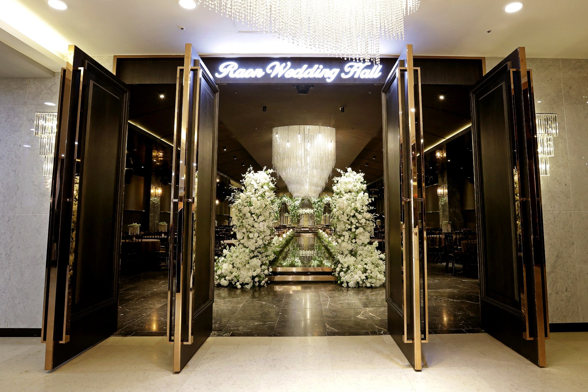 Raon Wedding Hall Entrance